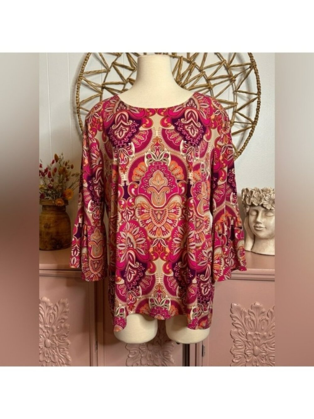 Chico's size 3 (16) Pink and Orange Patterned Blouse‎